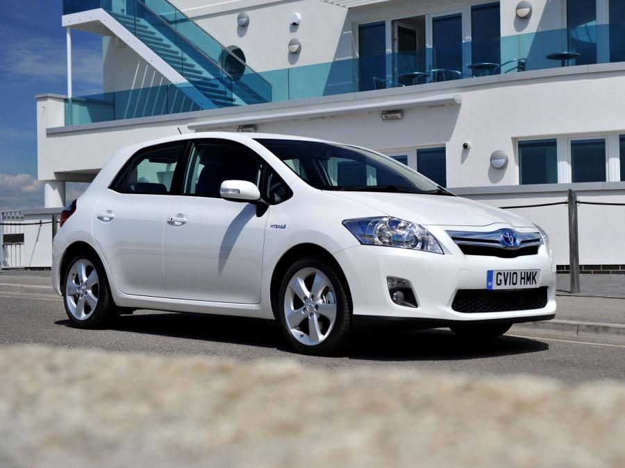  Toyota Auris HSD 2010 года  (UK) (фото 16 из 29)